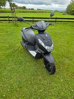 Peugeot kisbee black editie 2019, Ophalen, Overige modellen, Maximaal 45 km/u, Zo goed als nieuw