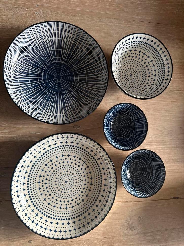 Gusta Schalen Set - Blauw/Wit Design, Huis en Inrichting, Keuken | Servies, Zo goed als nieuw, Schaal of Schalen, Overige stijlen