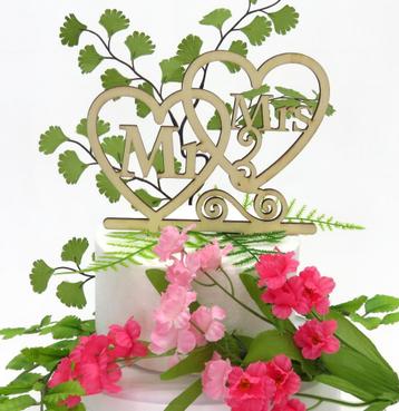 Schitterende houten 'Mr & Mrs' bruidstaart topper. beschikbaar voor biedingen