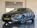 Volvo V40 1.6 T2 Summum | Lage KM | Parkeersensor | L.M Velg, Voorwielaandrijving, Gebruikt, 4 cilinders, Leder