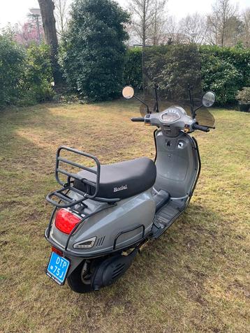 Berini scooter Napoli II model Vespa beschikbaar voor biedingen