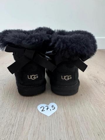 UGG  bailey Bow II zwart, maat 27,5 beschikbaar voor biedingen