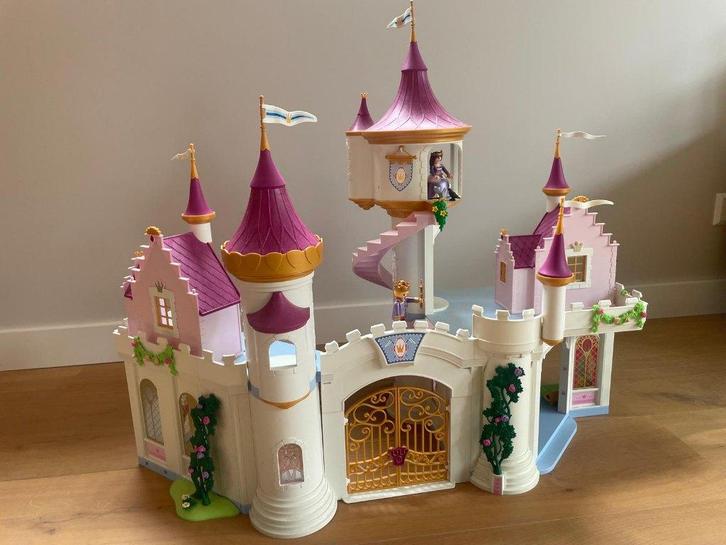 Groot Playmobil Prinsessen Kasteel 6848 met 2 extra gebouwen, Kinderen en Baby's, Speelgoed | Playmobil, Nieuw, Complete set, Ophalen of Verzenden