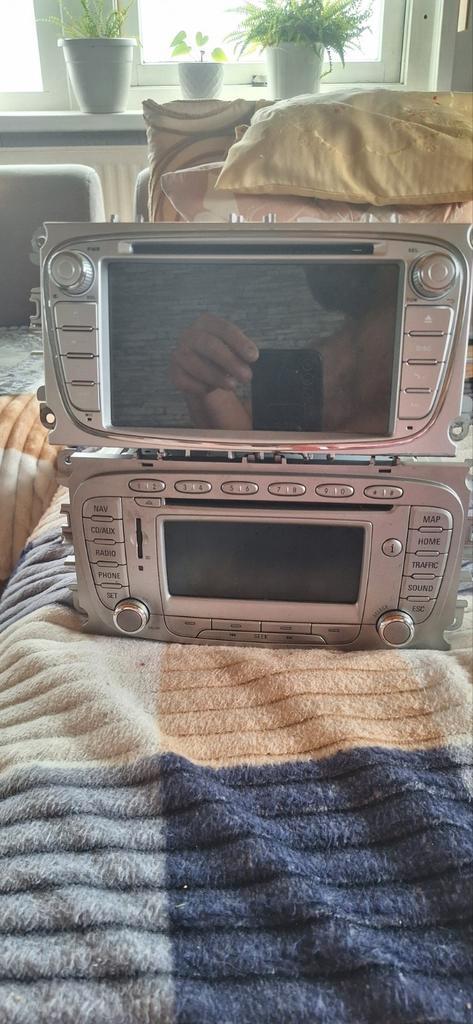 Twee radio ford, Auto diversen, Autoradio's, Gebruikt, Ophalen of Verzenden