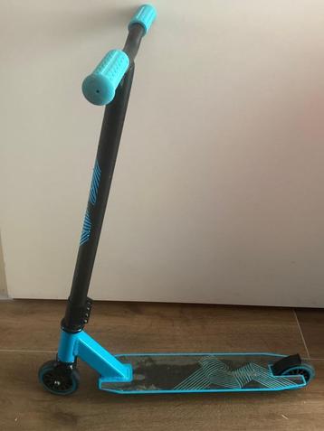 Black Dragon Stuntstep - Road Rage - Zwart/Blauw beschikbaar voor biedingen