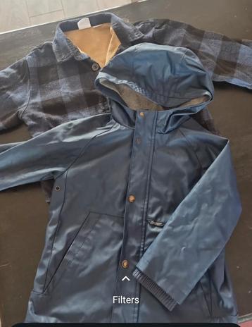Groot kinderkleding pakket beschikbaar voor biedingen