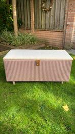 Lloyd Loom bankje kist oud roze LUSTY Londen, Huis en Inrichting, Woonaccessoires | Kisten, Ophalen of Verzenden, Zo goed als nieuw