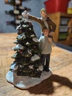 Luville Ann and Hein building a christmas tree, Diversen, Kerst, Ophalen of Verzenden, Zo goed als nieuw