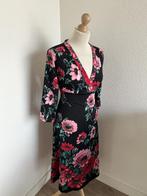 King Louie maat L lieve bloemetjes cross jurk 2905, Kleding | Dames, Jurken, Maat 42/44 (L), Ophalen of Verzenden, Zo goed als nieuw