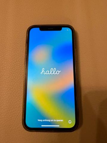 Tweedehandse Iphone 12 64GB Blauw met hoesje meeneemprijsje! beschikbaar voor biedingen