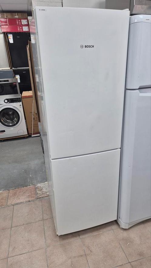 Bosch koelkast met 3 vrieslades onder, Huis en Inrichting, Keuken | Keukenbenodigdheden, Gebruikt, Ophalen