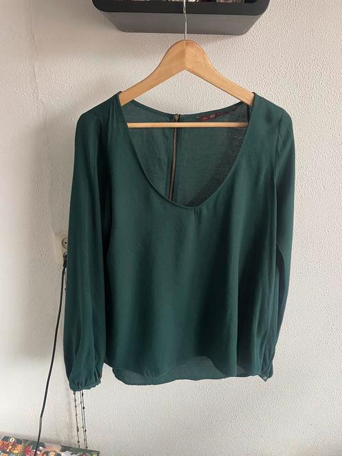 Z.g.a.n groene "Zara" Top met V-Hals en lange mouwen maat L, Kleding | Dames, Tops, Zo goed als nieuw, Maat 42/44 (L), Groen, Lange mouw