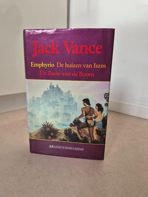 Jack Vance - Emphyrio/De huizen van Iszm/De Zoon van de Boom, Boeken, Science fiction, Gelezen, Ophalen of Verzenden