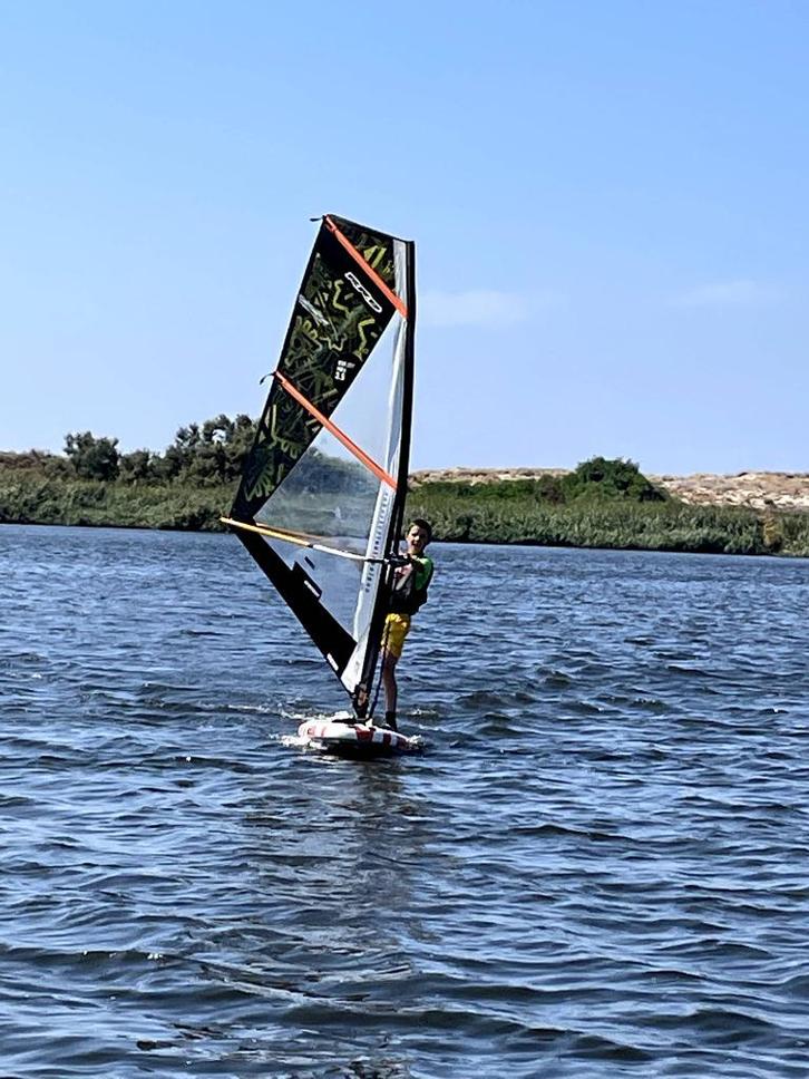 RRD air evo kids convertible isup / windsurfset, Watersport en Boten, Windsurfen, Gebruikt, Zeil, Minder dan 250 cm, Met vin(nen)