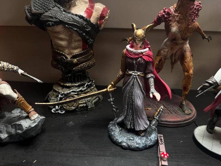 Malenia Elden Ring Standbeeld, Verzamelen, Poppetjes en Figuurtjes, Zo goed als nieuw, Ophalen