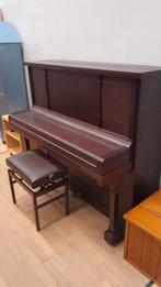 Petrof piano, Muziek en Instrumenten, Piano's, Ophalen, Gebruikt, Bruin