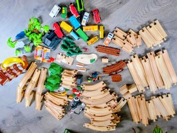 Grote houten Treinbaan Set 100+ en geluid beschikbaar voor biedingen