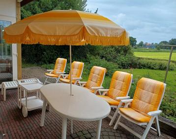Jardin Alesso gele tuinset beschikbaar voor biedingen