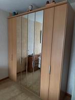 Slaapkamer kast, Huis en Inrichting, Kasten | Kledingkasten, Ophalen, Gebruikt, 200 cm of meer, Met hangruimte