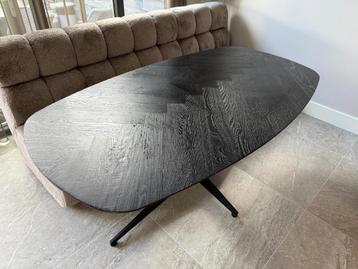 Massief eiken eettafel Soufian (Zitmaxx) 180x100