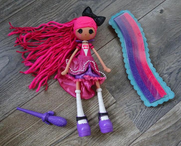 Lalaloopsy Pop (Haar-Kapper-Krullen maken), Kinderen en Baby's, Speelgoed | Poppen, Zo goed als nieuw, Overige typen, Ophalen of Verzenden