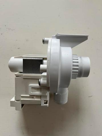 AEG afvoerpomp wasmachine 1327320121 beschikbaar voor biedingen