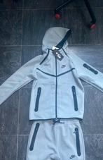 Nike tech trainingspak, Kleding | Heren, Sportkleding, Fitness, Nieuw, NIKE, Ophalen of Verzenden