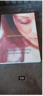 Niemandskinderen Carolien Roodvoets, Ophalen of Verzenden, Zo goed als nieuw