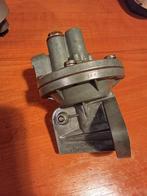 Kever ovaal 30 pk motor benzine pomp met weinig draaiuren, Auto-onderdelen, Ophalen of Verzenden, Gebruikt