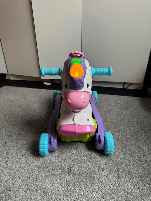 V tech hobbel en looppaard, Kinderen en Baby's, Speelgoed | Buiten | Voertuigen en Loopfietsen, Zo goed als nieuw, Ophalen of Verzenden