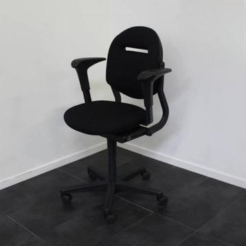 Ahrend 220 Bureaustoelen, Bureaustoelen, Nieuw Gestoffeerd beschikbaar voor biedingen