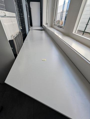 Witte Tafelblad / Werkblad beschikbaar voor biedingen
