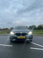 BMW 1-Serie 118i 140pk Aut 2020 Grijs, Auto's, Leder en Stof, Origineel Nederlands, Particulier, USB