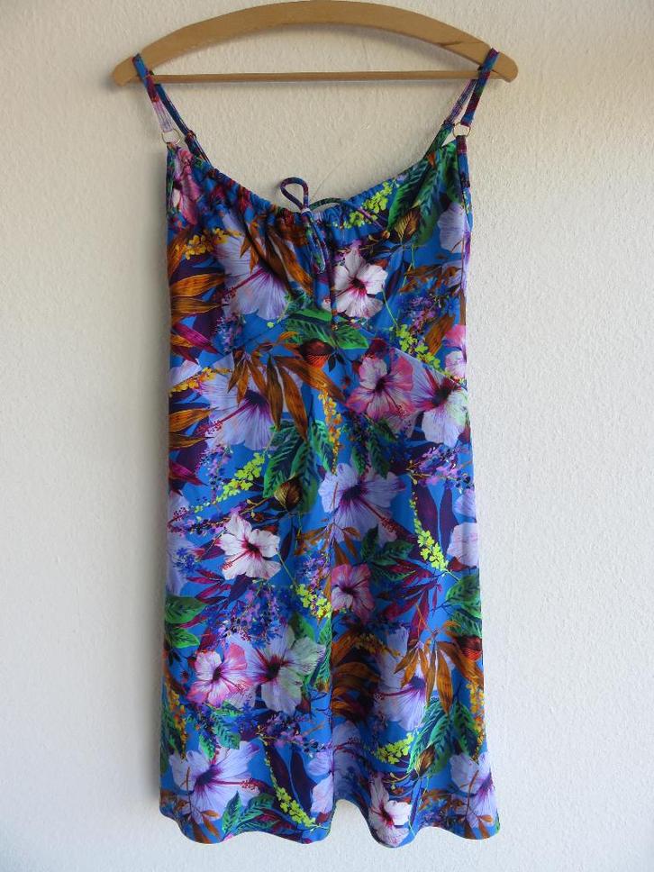 Cyell strandjurkje blauwe hibiscus Tropical Ocean maat M, Kleding | Dames, Badmode en Zwemkleding, Zo goed als nieuw, Overige typen