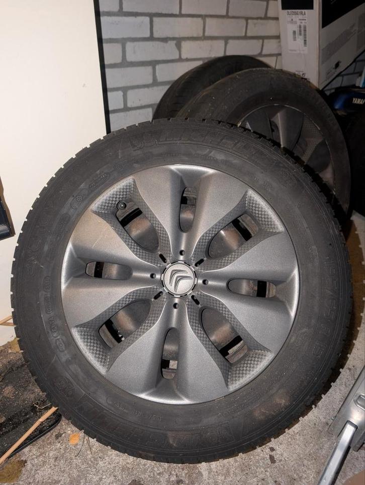 Set velgen met banden & wieldoppen DS4 195/65R15, Auto-onderdelen, Banden en Velgen, Banden en Velgen, Zomerbanden, 15 inch, 195 mm