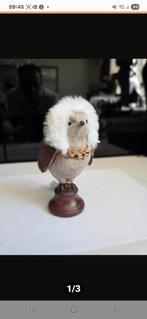 Vogel in jas
15 cm hoog, Ophalen of Verzenden, Nieuw, Dier