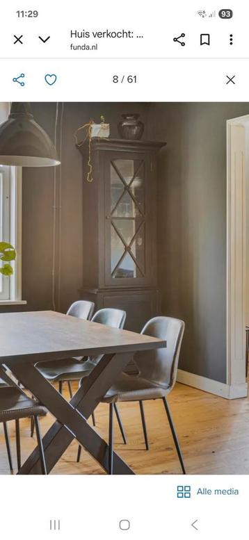 Zwarte Landelijke Buffetkast beschikbaar voor biedingen