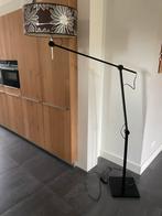 Staande lamp met ronde kap, Huis en Inrichting, Lampen | Vloerlampen, Ophalen