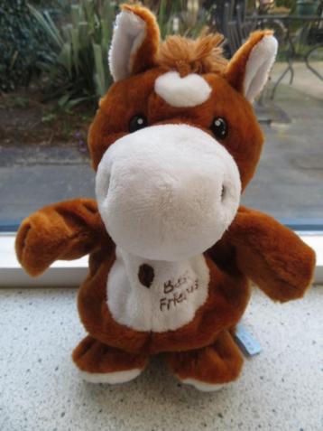 Handpop paard merk Nicotoy Best Friends bruin velours beschikbaar voor biedingen