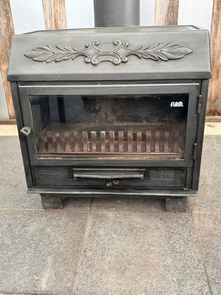 Mooie flam kachel, Huis en Inrichting, Kachels, Gebruikt, Vrijstaand, Houtkachel, Hout, Ophalen of Verzenden