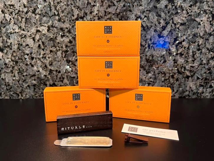 Ritual of Mehr autoparfum houder met 2 navullingen 💛 Nieuw, Sieraden, Tassen en Uiterlijk, Uiterlijk | Parfum, Nieuw, Ophalen of Verzenden