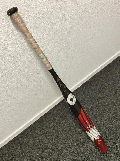 Licht gebruikte 33" DeMarini FNX (-9) fastpitch knuppel, Sport en Fitness, Honkbal en Softbal, Gebruikt, Knuppel, Softbal, Ophalen of Verzenden