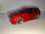 Volkswagen Golf Mk 4 custom car .. Hotwheels 1:24, Hobby en Vrije tijd, Modelauto's | 1:24, Ophalen of Verzenden, Zo goed als nieuw