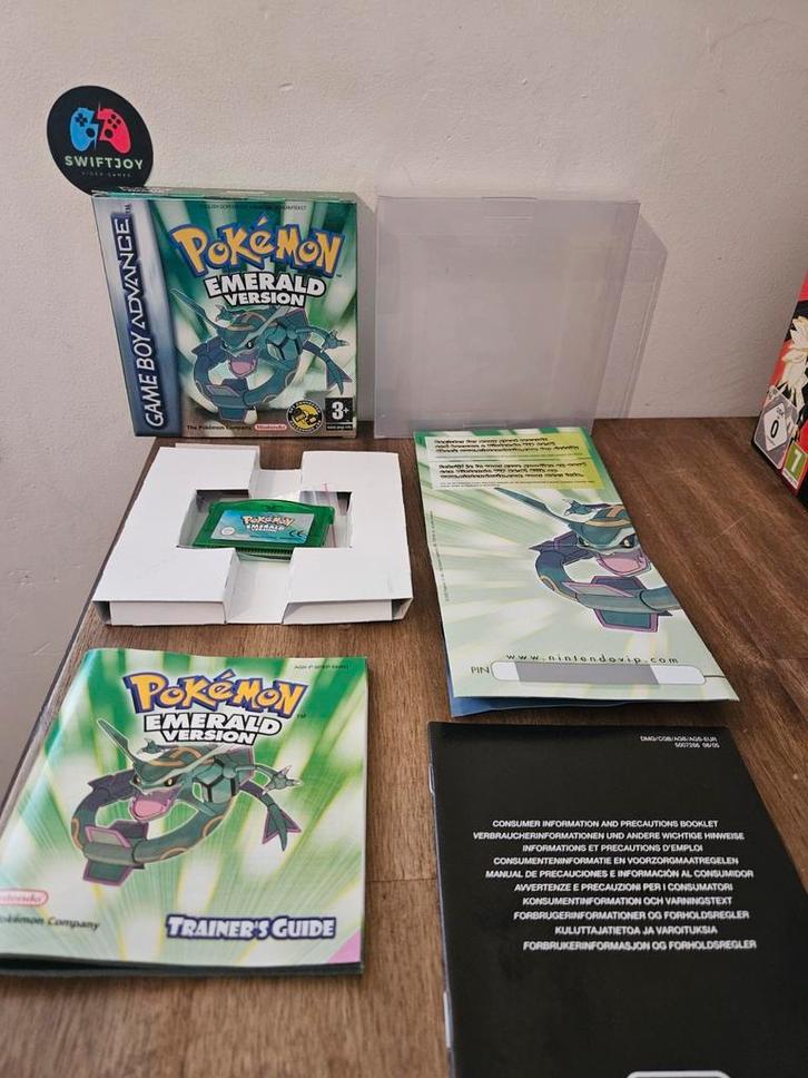 Pokémon Emerald (Compleet), Spelcomputers en Games, Games | Nintendo Game Boy, Zo goed als nieuw, Role Playing Game (Rpg), 1 speler