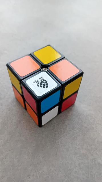 Rubik's Cube 2x2 beschikbaar voor biedingen