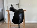 Prestige dressuurzadel 17” medium, Dieren en Toebehoren, Paarden en Pony's | Zadels, Ophalen, Gebruikt, Dressuur