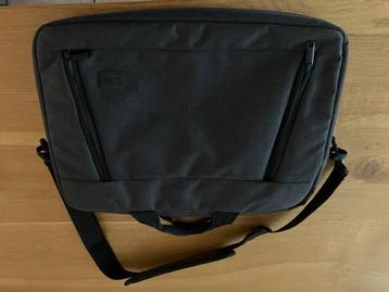 Case Logic laptop tas 14 inch beschikbaar voor biedingen