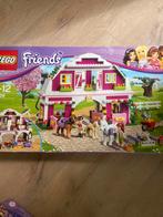 Manege Lego friends, met extra spulletjes(setjes) !, Ophalen of Verzenden, Zo goed als nieuw