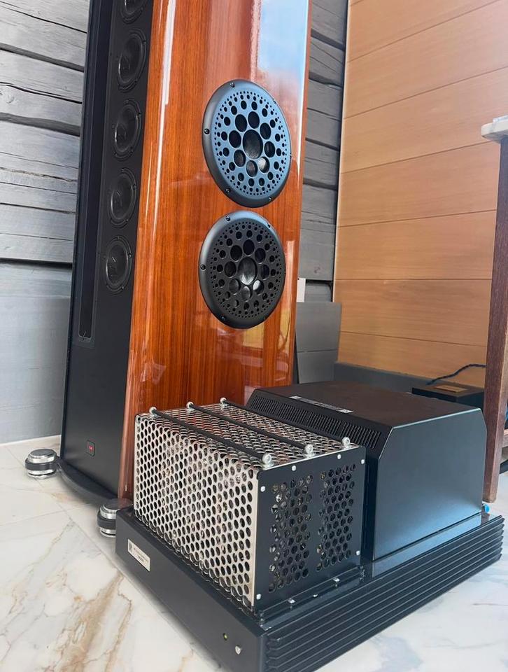 KR Audio VA200, onze demo, prijs nieuw €50.000, Audio, Tv en Foto, Buizenversterkers, Versterker, Ophalen