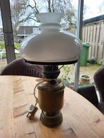 Tafellamp bronskleurig olielamp, opaalglas, witte kap, Ophalen